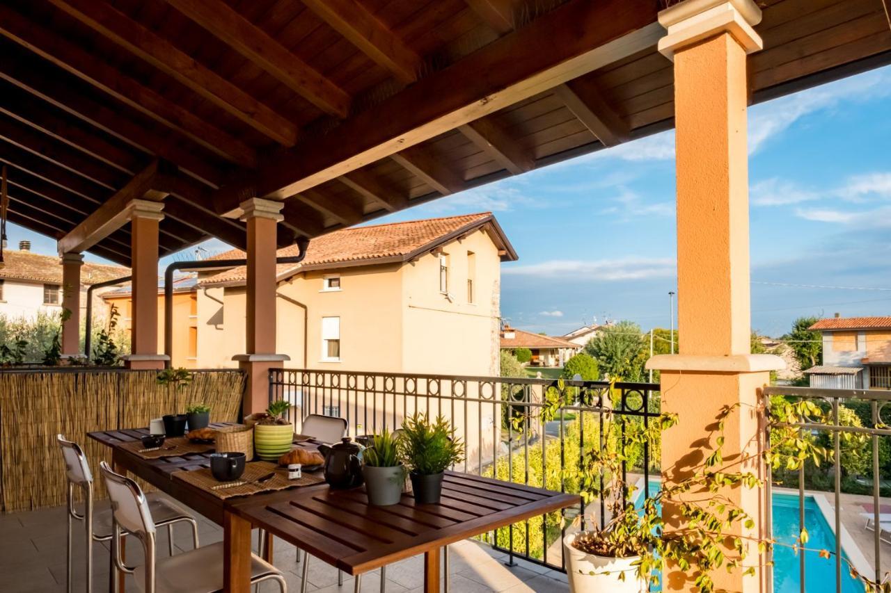Residenza Oleandro Διαμέρισμα Ντεζεντσάνο ντελ Γκάρντα Εξωτερικό φωτογραφία