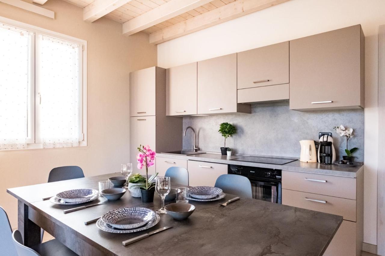 Residenza Oleandro Διαμέρισμα Ντεζεντσάνο ντελ Γκάρντα Εξωτερικό φωτογραφία