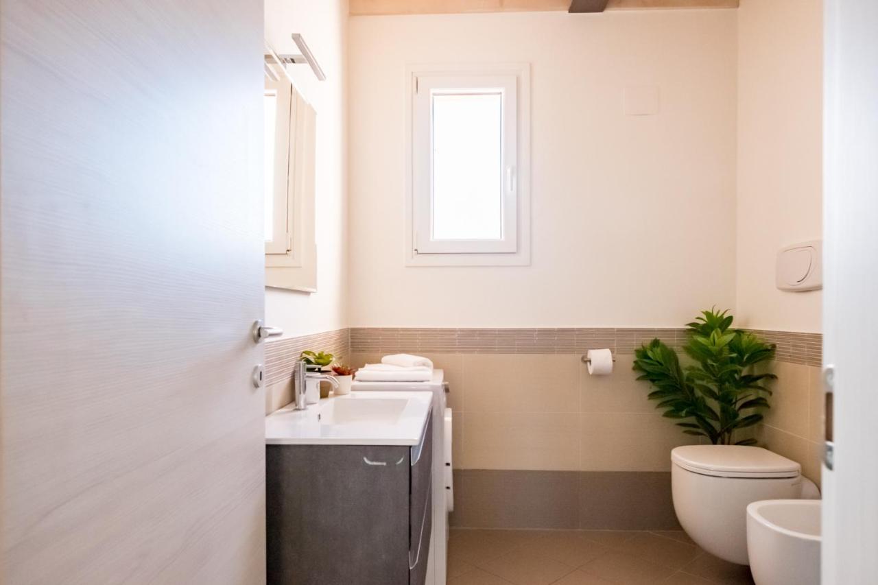 Residenza Oleandro Διαμέρισμα Ντεζεντσάνο ντελ Γκάρντα Εξωτερικό φωτογραφία