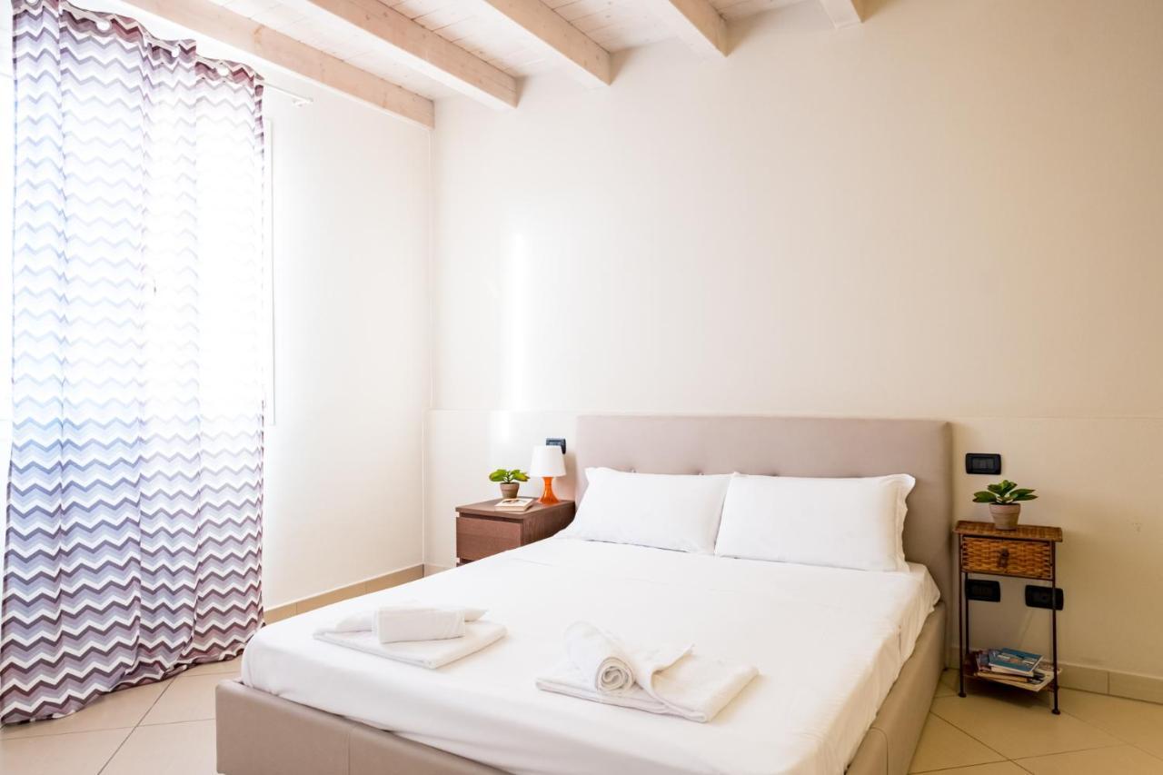 Residenza Oleandro Διαμέρισμα Ντεζεντσάνο ντελ Γκάρντα Εξωτερικό φωτογραφία