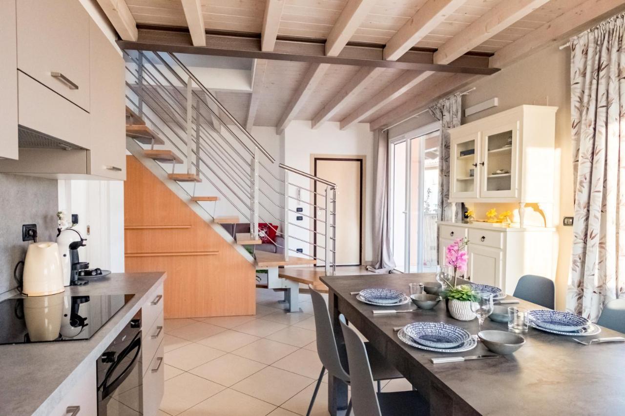 Residenza Oleandro Διαμέρισμα Ντεζεντσάνο ντελ Γκάρντα Εξωτερικό φωτογραφία
