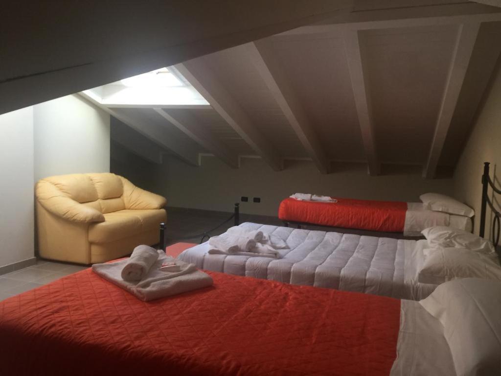 Residenza Oleandro Διαμέρισμα Ντεζεντσάνο ντελ Γκάρντα Εξωτερικό φωτογραφία